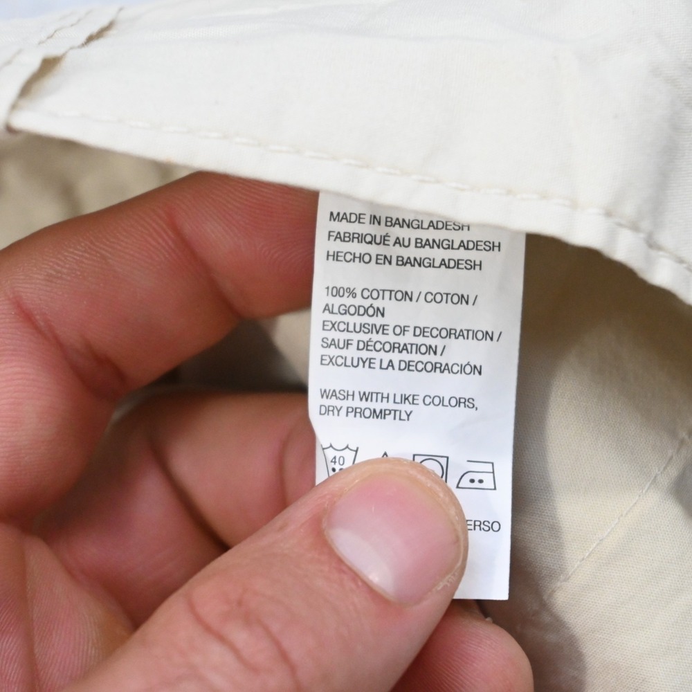 IZOD Saltwater Seaport Poplin Cargo Shorts Beige Flat Mens Size 32** x 9.5" NEW - Picture 4 of 6